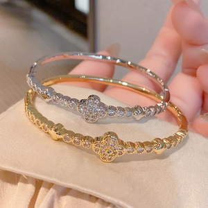 Flower Shape Electroplated <b>Bracelet</b> Gold And Silver Micro Insert <b>Copper</b> Gift Jewelry Spring 2025 Yiwu Origin - Product Image 4