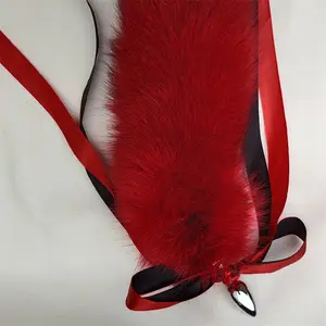 Uomini e donne del giocattolo del sesso con la spina anale della coda del cane della coda di volpe della pelliccia reale rossa del metallo con la spina anale dell'orecchio prodotti del sesso anale