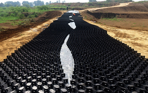 Géocell HDPE 50-300mm Écologique pour l'aménagement paysager et la mise <span class=keywords><strong>en</strong></span> forme des terrains, pavage flexible - Product Image 6