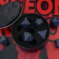 Ensemble de dés en métal nickel noir personnalisé avec des chiffres scintillants, dés classiques de 7 pièces pour D&D XDICES