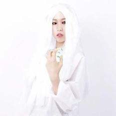 Écoutez les perruques Lace Front White Fibre haute température sans colle Résistant à la chaleur Vague naturelle 14-30 pouces Haute qualité sans colle - Product Image 1