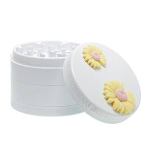 Nuove ragazze che fumano accessori 63mm 4 strati margherita fiore bianco vernice ceramica rivestita in alluminio spezia smerigliatrice di erbe per il fumo - Product Image 4