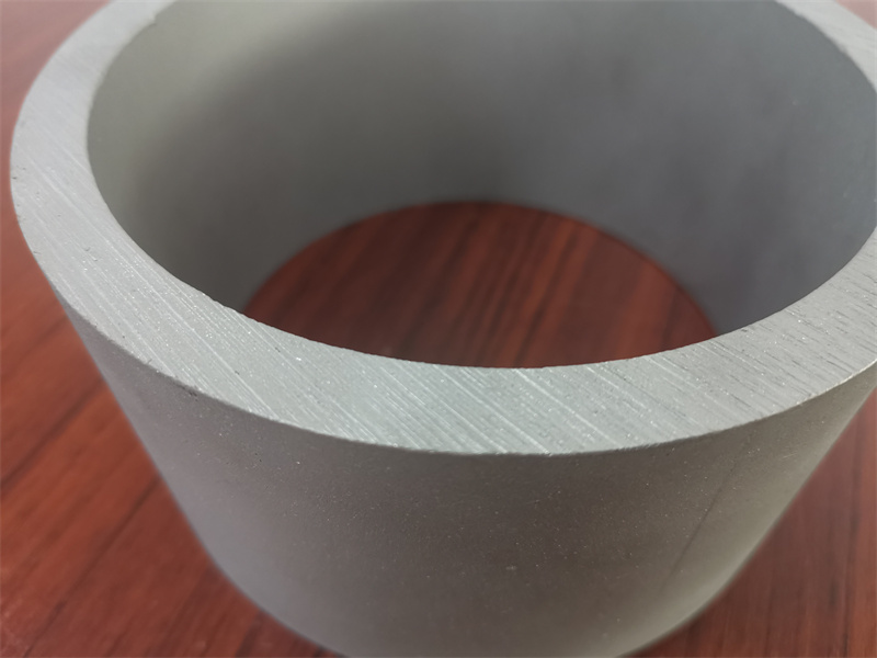 Customized seamless tubes 316 gauge 304 S31803 S 32750 stainless steel pipe price
