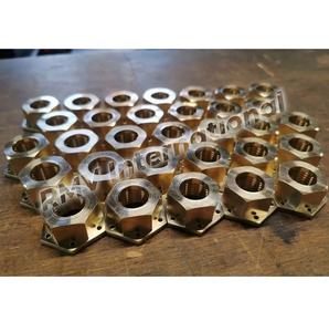 Services de fabrication CNC fournissant des pièces métalliques sur mesure pour les machines et systèmes industriels exigeant de la précision - Product Image 3