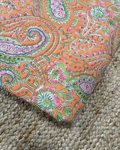 Tela de Algodón Ligera con Estampado Artesanal, Hermoso Diseño Floral Hecho a Mano en India, Tela para Confección de Vestidos, Cortinas, para Niñas y Niños - Product Image 5