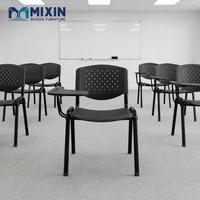 Chaise de formation en classe avec tablette d'écriture, accoudoir, coque en plastique noir, dossier ergonomique, structure en acier, chaise de conférence pour étudiants à usage scolaire