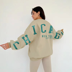 Felpa Oversize in Cotone Stampata con Logo Personalizzato <span class=keywords><strong>Chicago</strong></span>, Girocollo, Taglie Forti per Donna - Product Image 1