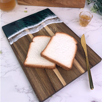Planche à découper en bois d'acacia avec résine époxy bleu océan et poignée, planche de découpe durable pour charcuterie et service en cuisine