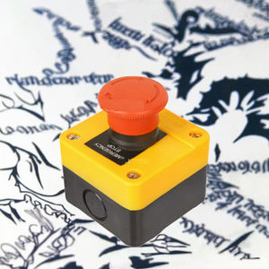 Interrupteur à bouton-poussoir d'arrêt d'urgence électronique en plastique rouge, 2NO2NC, 240V, 10A, IP55, pour équipement, ascenseur, verrouillage - Product Image 2