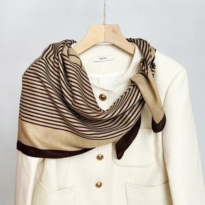 Printemps été 90cm coton lin Polyester carré écharpe Style coréen châle mince gaze soie écharpe en gros pour les femmes - Product Image 2