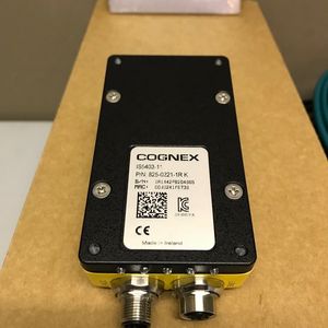 เซ็นเซอร์วิชันซีรีส์ Cognex In-Sight 5000 รุ่น IS5400-C01 กล้องสแกนแบบเส้น ช่องต่อ USB กล้องอุตสาหกรรมป้องกันการงัดแงะ - Product Image 2