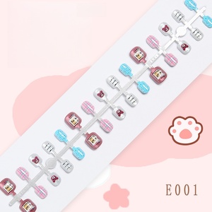 <span class=keywords><strong>Uñas</strong></span> <span class=keywords><strong>Postizas</strong></span> <span class=keywords><strong>para</strong></span> <span class=keywords><strong>Niñas</strong></span> al por Mayor, 30 Piezas, Diseño Lindo de Oso de Dibujos Animados y Cuadros, <span class=keywords><strong>Uñas</strong></span> Falsas Pre-encoladas Reutilizables <span class=keywords><strong>para</strong></span> <span class=keywords><strong>Niñas</strong></span> Pequeñas - Product Image 1