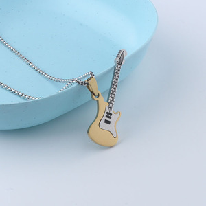 Colar de Guitarra Masculino Hip-Hop, Pingente de Aço Inoxidável Unissex, Joia de Personalidade Estilo <span class=keywords><strong>Rock</strong></span>, Acessório de Suéter com Corrente de Bambu - Product Image 4