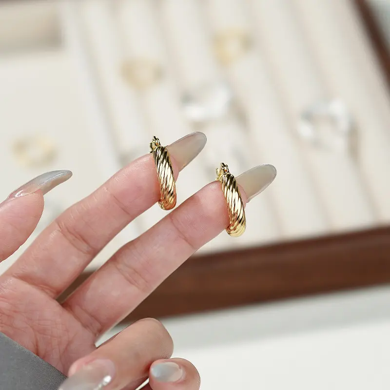 Classic vogue 925 sterling silver gold hoop earrings 18k hypoallergenic chunky twist rope earrings for women