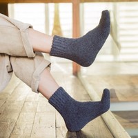 Chaussette d'hiver en laine mérinos de haute qualité pour camping en plein air ski randonnée anti-dérapant respirant équipage décontracté Logo sur le corps
