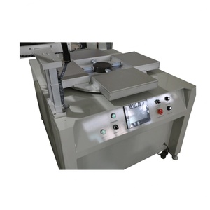 Nouvelle machine d'impression sérigraphique automatique à 4 stations de la marque KC avec dispositif de téléchargement robotisé, table de travail rotative, imprimante textile monochrome - Product Image 5