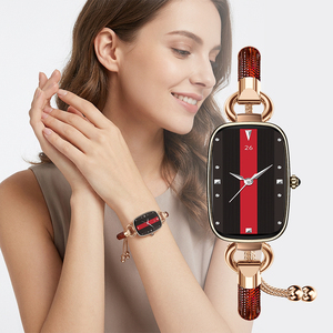 Reloj Inteligente para Mujer DSM11 MTECH, Nuevo CF10max Verde, Pantalla AMOLED de 1.47'', Chat GTP, Esfera Negra con Franja Roja, Caja en Oro Rosa - Product Image 4