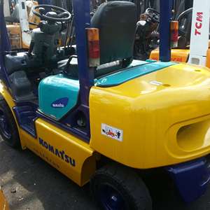 Chariot élévateur diesel KOMATSU FD30 100% fabriqué au Japon, en bon état, d'occasion, en stock en Chine, vente chaude - Product Image 1