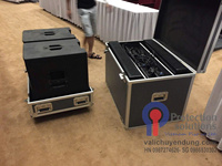 Rugged Musical Instrument Flight Case with 4 Wheels and Sturdy Plywood Frame for Audio Mixer and Sound System Hardware