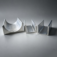 Profilé en U en aluminium extrudé haute précision 6061 T4 usiné CNC ISO9001 pour cadres d'équipements aéronautiques