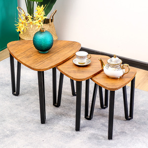 Mesa de centro creativa de estilo nórdico minimalista, mesa de centro triangular informal, adecuada para apartamentos pequeños, balcones, salas de estar - Product Image 2