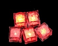 Bar Drink Dekoration Luminous Ice Mehrfarbiger LED Glow Ice Cube Wasser aktivierter Light-Up LED Ice Cube