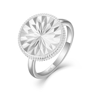 خاتم فاخر من الفضة الإسترلينية عيار 925 مطلي بالروديوم مصنوع بتقنية CNC للنساء للزفاف والخطوبة مجوهرات أنيقة للبيع بالجملة - Product Image 1