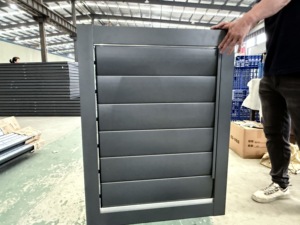 TOMA personalizzato con feritoie in alluminio rivestite di potenza con tapparelle fisse a serranda mobile - Product Image 6