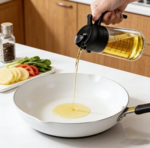 Dispenser <span class=keywords><strong>Olio</strong></span> d'Oliva 2 in 1 con Apertura e Chiusura Automatica, Bottiglia Spray in Vetro da 470ml <span class=keywords><strong>per</strong></span> Cucina - Product Image 4