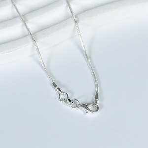 100% naturel vente chaude en gros collier en cristal naturel tombe amoureux à première vue série pendentif - Product Image 3