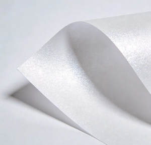 Papier spécial couché A4 250 g/m², carton nacré brillant, poudre de perle, couleur blanc glace, matériel de bricolage, 50 pièces par sac - Product Image 1