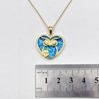 Collier pendentif en opale de feu bleue en forme de cœur, motif mère et bébé hiboux adorables