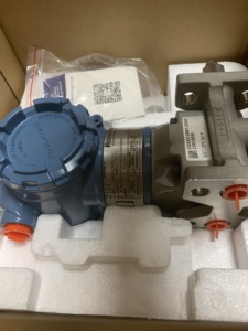 Capteur de débit intelligent Rosemount 3051DP différentiel 4-20mA HART IP67 en acier inoxydable 316 Original - Product Image 3