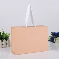 Boîte cadeau pliable à poignée pour les fêtes et les articles de première nécessité, boîte tiroir, boîte en carton pour le commerce extérieur, gaufrage, recyclable