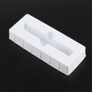Plateau d'insertion thermoformé jetable en plastique blanc 16*8*3.5cm avec logo personnalisé pour cosmétiques – Fournisseur direct usine - Product Image 1