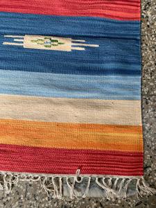 พรมทอมือขนสัตว์หรูหราแบบแฮนด์เมดสไตล์โมร็อกโกสามารถปรับขนาดได้สำหรับการออกกำลังกายที่บ้านสมัยใหม่นามธรรมที่สวยงามสำหรับห้องนั่งเล่น - Product Image 3