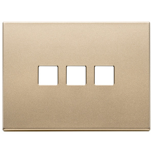 Placca da Parete Piatta in Raso Dorato a 3 Moduli, Lunghezza 12,5 cm, Larghezza 9,5 cm, Altezza 1,4 cm - Product Image 1