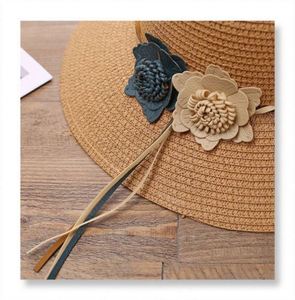 Chapeau de soleil en paille tressée pour femme, style bob, à petite visière, pour la plage, les voyages et la pêche, motif floral, vente en gros - Product Image 5