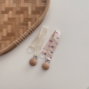 Vendita calda fatta a mano in cotone organico in legno massaggiagengive floreale portacuccio con catena a Clip per neonati - Product Image 5