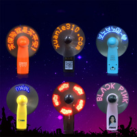 Ventilateurs LED portables miniatures programmables avec message personnalisé, affichage de logo, pour mariage, concert, fête, ventilateur publicitaire lumineux à main