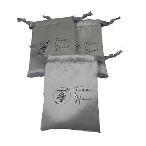 Saten saç saklama torbaları-ipli kapatma, peruk ve uzantıları koruyun, özelleştirilebilir tasarım - Product Image 5