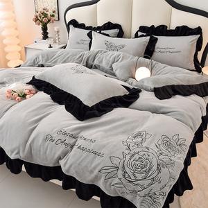 Funda de edredón de terciopelo de leche gris, sábanas de gama alta, apliques de <span class=keywords><strong>Panda</strong></span>, fundas de almohada, juego de cama - Product Image 1