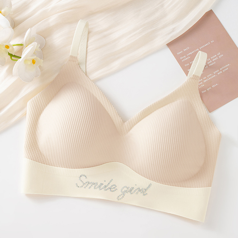 สีผิวชมพู