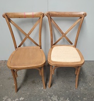 Chaise de banquet empilable en bois massif à dossier croisé pour restaurant et hôtel, vente en gros