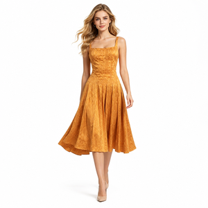 Abito Midi da Donna Senza Maniche con Pieghe Profonde, Scollo Quadrato, in Jacquard Testurizzato, Linea ad A, per Cocktail Party, Stile Miyake - Product Image 1