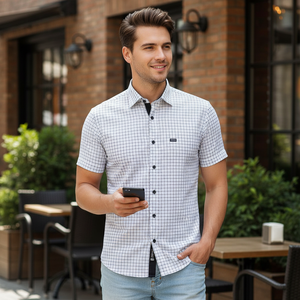 Chemise à Manches Courtes Coupe Slim Respirante à Carreaux Blanc et Noir - Product Image 3
