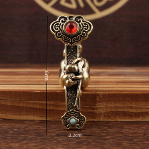 Brass Ruyi <b>Ornament</b> With <b>Red</b> And Green Gemstones Antique Collectible For Home Decor Gift Unisex Cultural Jewelry - Product Image 5
