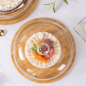 Vente en gros de vitrine à gâteau en Offre Spéciale Assiette à gâteau ronde Support à gâteau rotatif en bambou avec couvercle en dôme et <span class=keywords><strong>plateau</strong></span> de base en bambou - Product Image 4