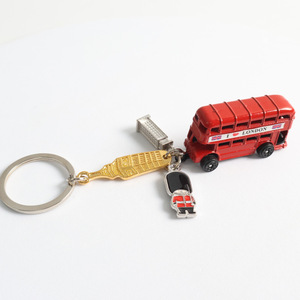 Porte-clés en métal souvenir de Londres, bus à double étage rouge, multi-breloques, Union Jack, cadeau souvenir de voyage britannique, vente en gros - Product Image 4