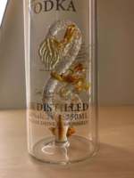 Bouteille en verre au design unique 350ml, 500ml, 750ml pour Gin, Whisky et Boissons, avec forme spéciale